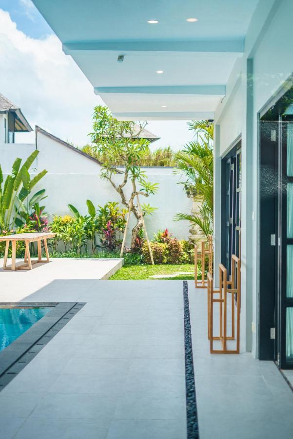 Villa Okenada - Modern 5-Bedroom Pool Villa In Berawa! Canggu Exterior foto